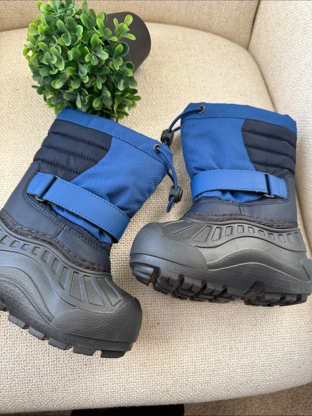 Columbia Kids Blue and Black Waterproof Snow Boots